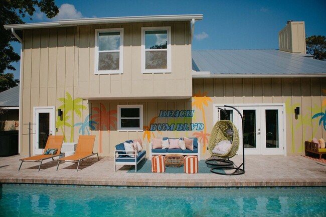 Building Photo - 1608 80th St NW