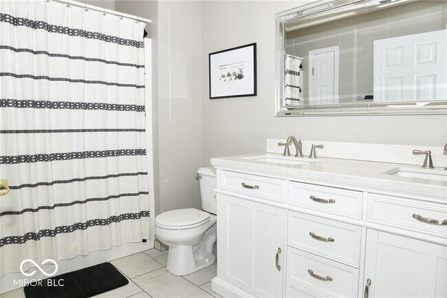 Building Photo - 8362 Enclave Blvd