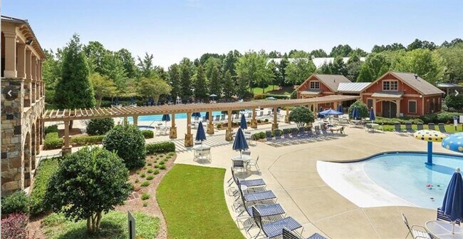 Building Photo - 3110 Hazeltine Cir