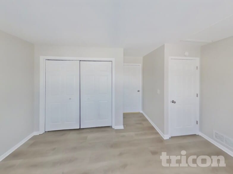 Building Photo - 24882 W Forest Dr