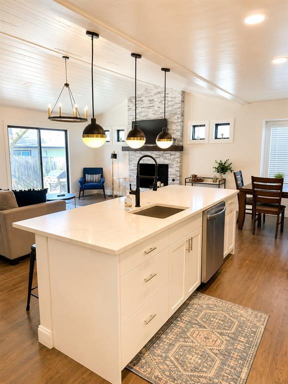 Building Photo - 9002 Lodge Ct