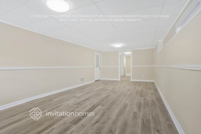 Building Photo - 282 Seals Dr