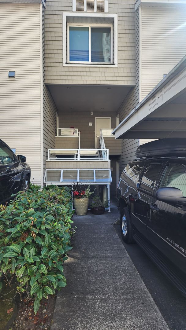 Building Photo - 1/2 Month FREE with Move In by September 5...