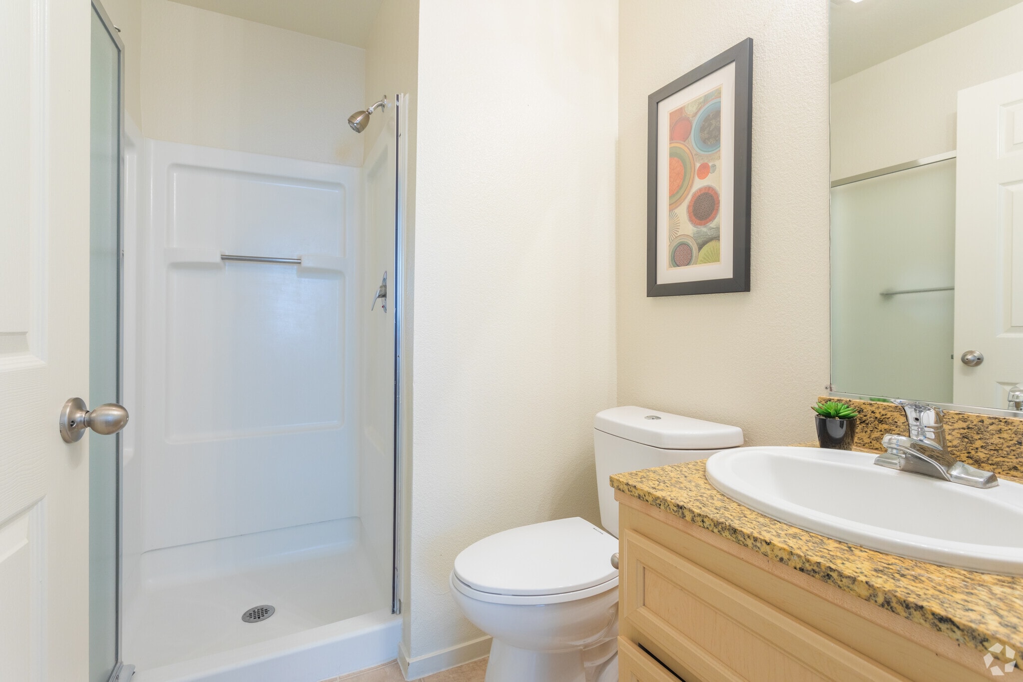 Palm Court Apartments 300 Regency Cir Salinas CA 93906 Apartment Finder Palm Court Apartments 300 Regency Cir Salinas CA 93906 Apartment Finder