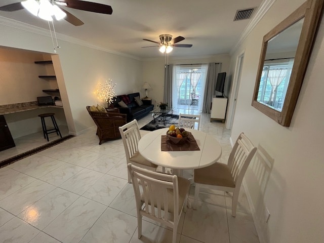 dining table - 1490 Memoli Ln