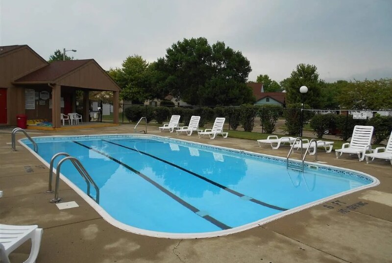 Building Photo - 204 Trace 2