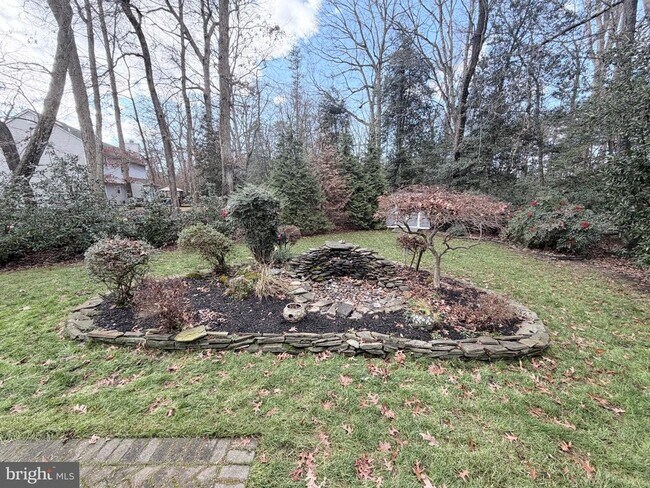 Building Photo - 6610 Cottontail Ct