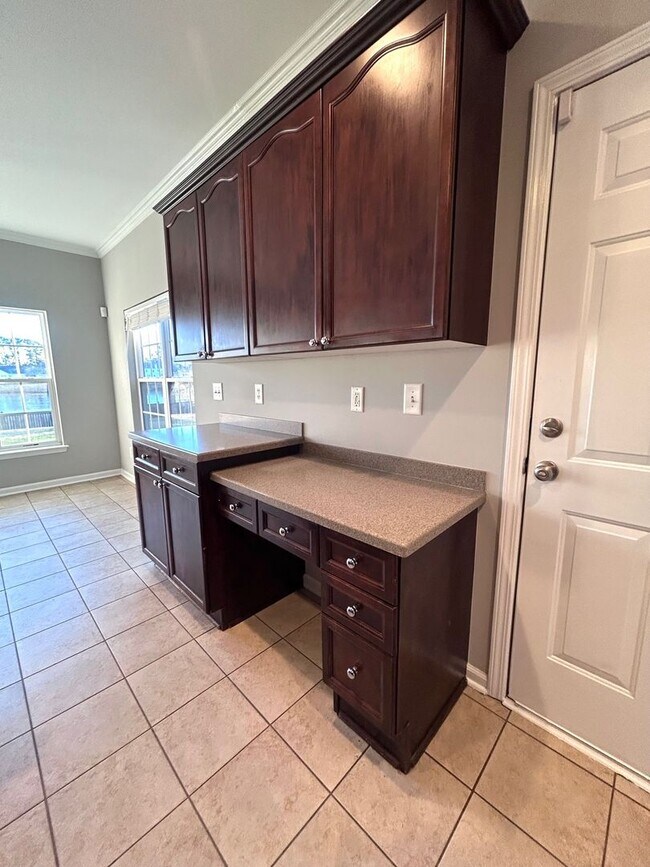 Building Photo - Stunning 4BR Home with amazing pond views!