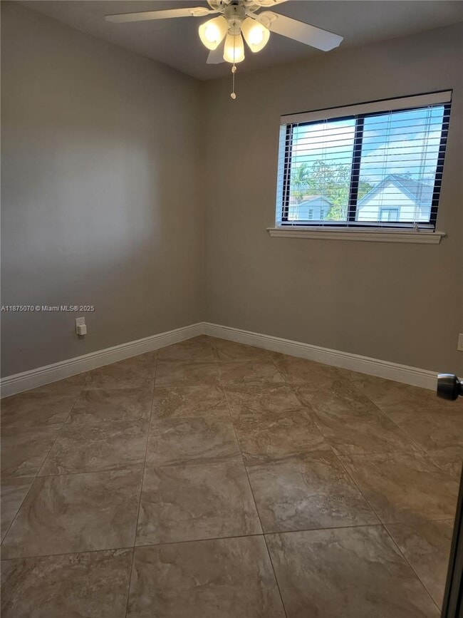 Building Photo - 10990 SW 57th St