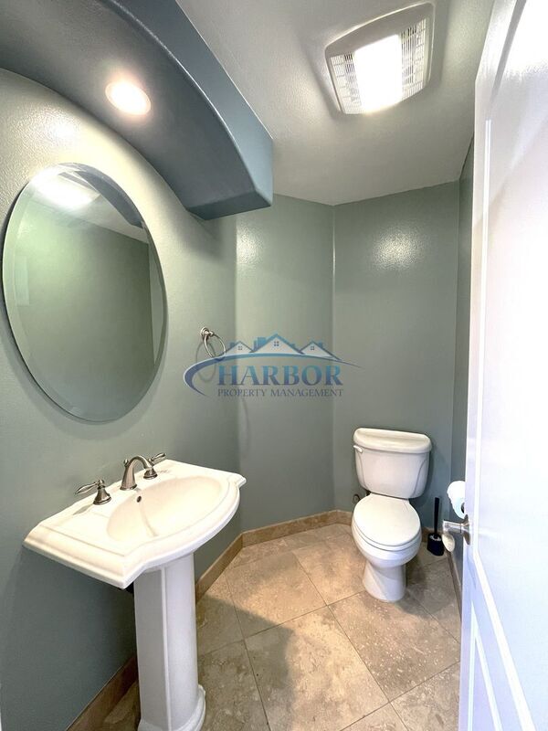 Building Photo - 4535 168th St