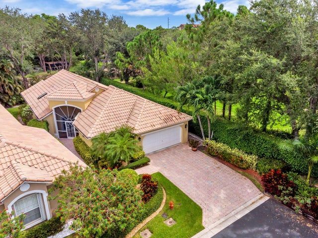 Building Photo - 5153 Brookview Dr