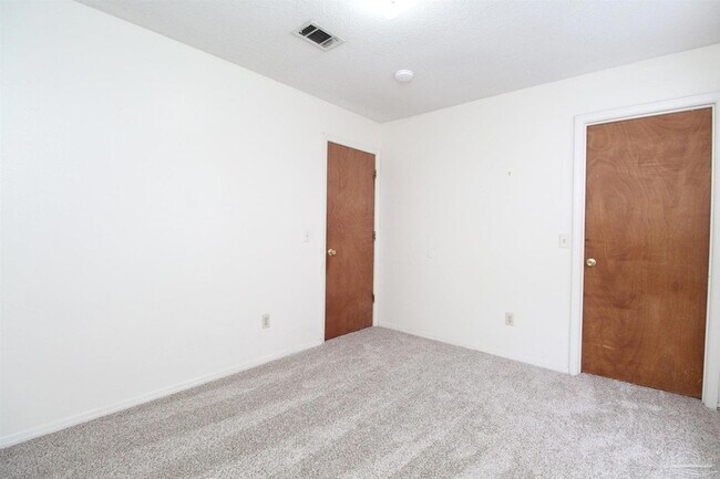 Building Photo - 458 Bay Pine Villas Dr