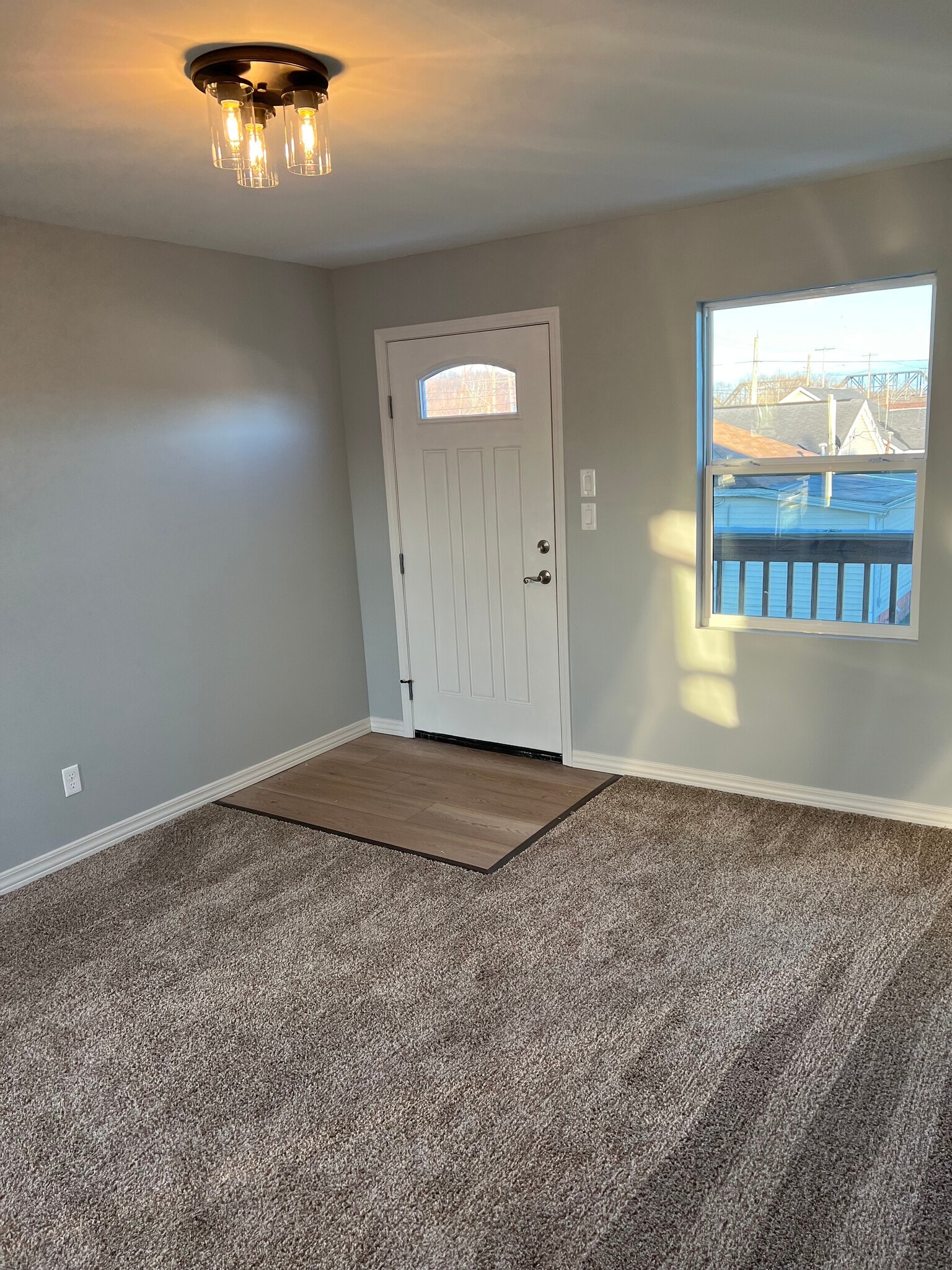 Building Photo - 1916 Beech St