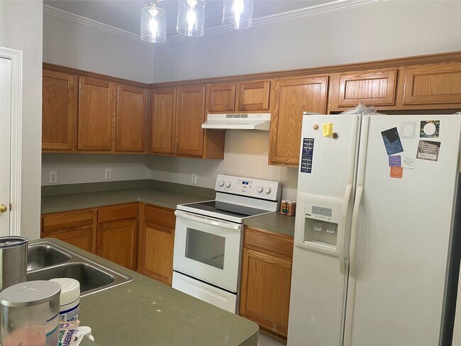 Building Photo - 15330 Geral Ln