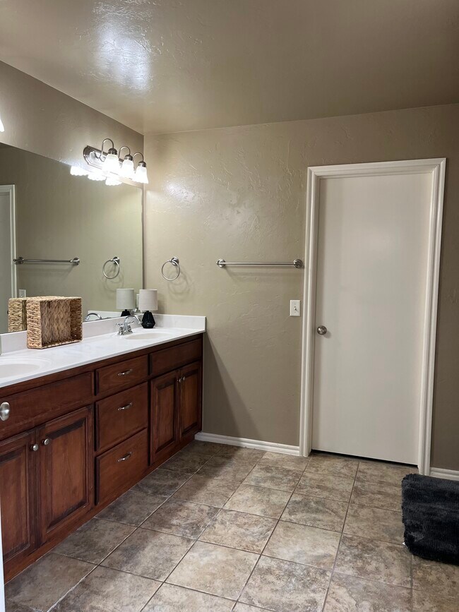 Building Photo - 2837 NW 170th St