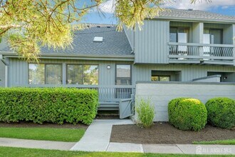 Building Photo - 148 Linda Ln