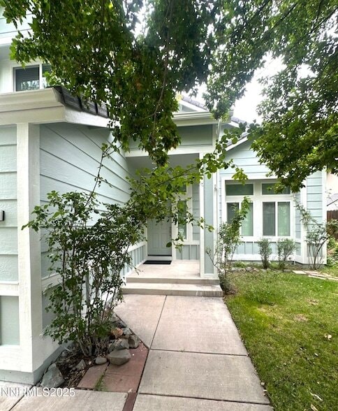 Building Photo - 5256 Santa Lupe Ave