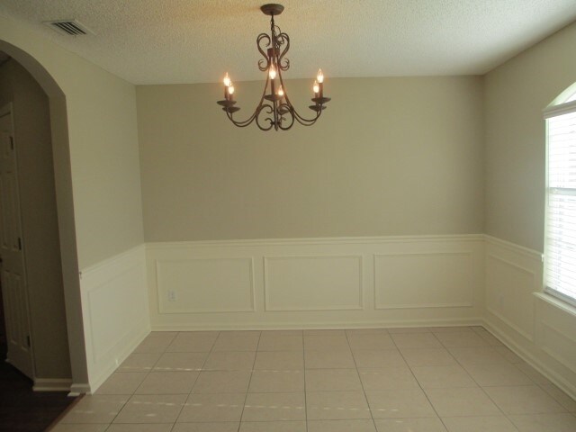 Building Photo - 3127 Majestic Oaks Ln