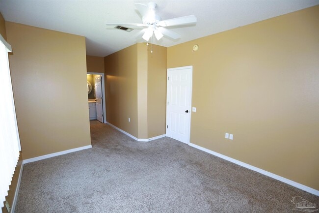 Building Photo - 4006 Glenway Dr