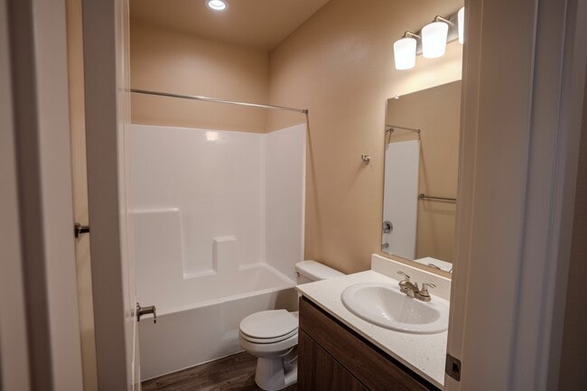 Building Photo - 5957 Joynak St S