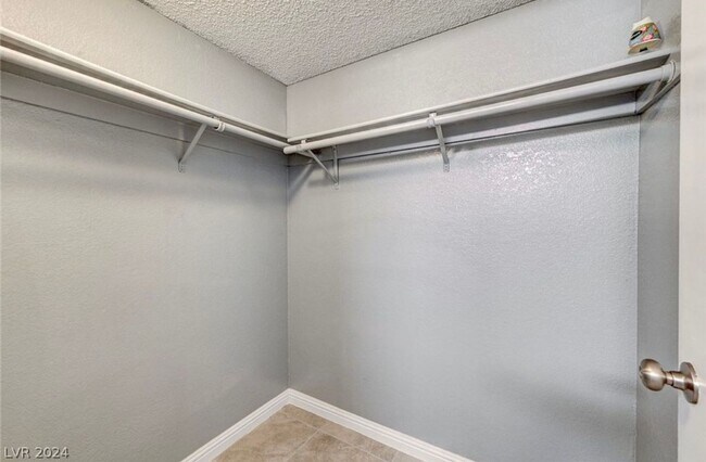 Building Photo - Two Bedroom Condo