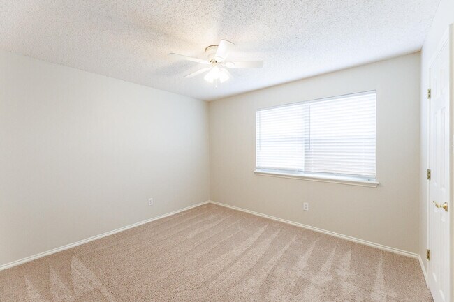 Building Photo - 3102 109th St