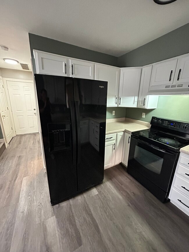 Building Photo - 2243 Sugar Factory Rd