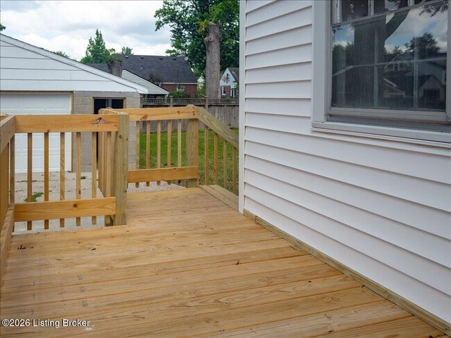 Building Photo - 3921 Staebler Ave