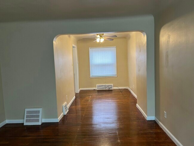 Building Photo - 18515 Greenfield Rd