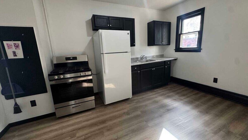 Building Photo - 1 Union St