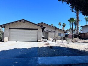 Building Photo - North Redlands Home with NEW Paint & Carpet