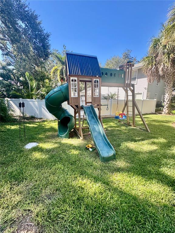 Building Photo - 6812 Arbor Oaks Dr