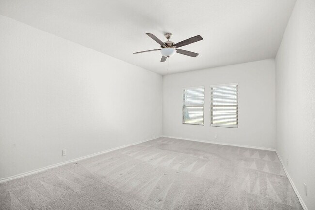 Building Photo - 3/2 Available Now in Converse - 1 MONTH FREE