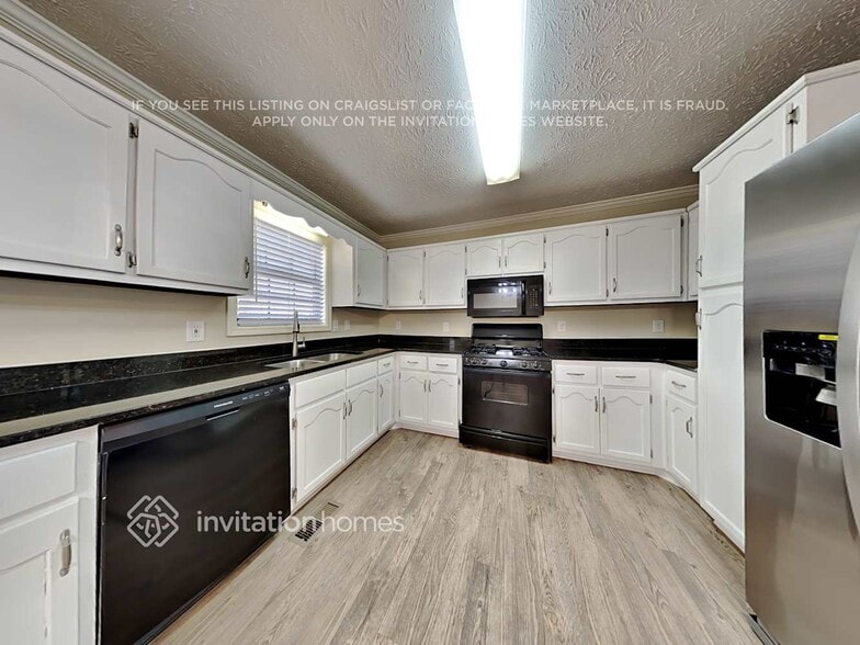 Building Photo - 4491 Wesley Way