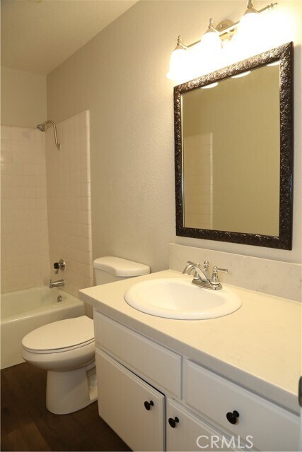Building Photo - 204 San Luis Rey Dr