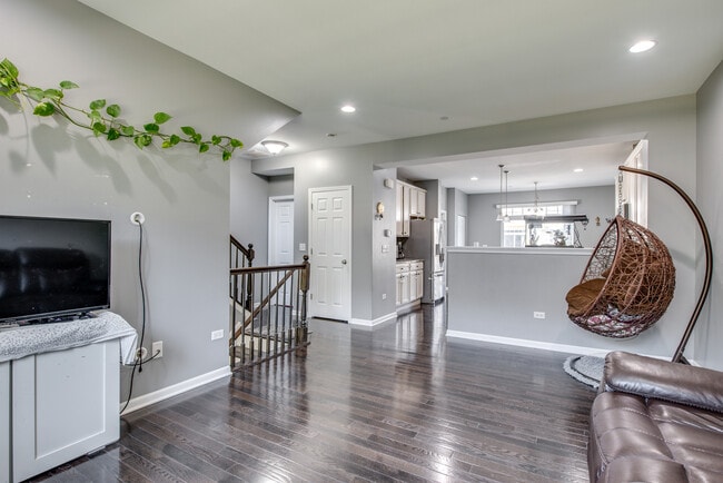 Building Photo - 2875 Henley Ln