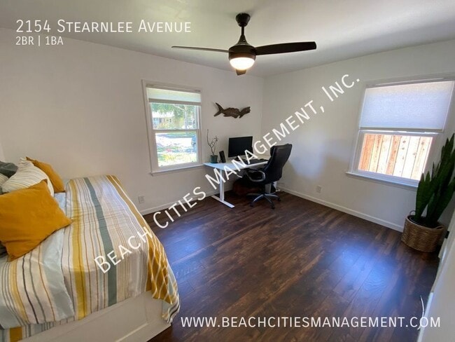 Building Photo - 2154 Stearnlee Ave