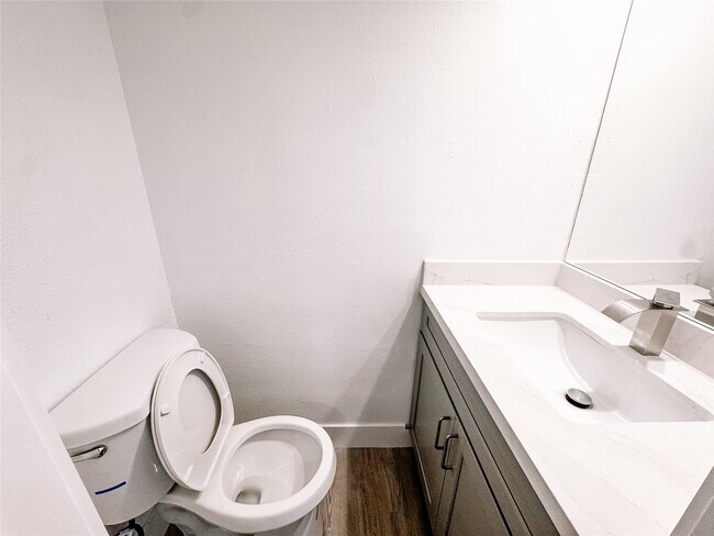 Building Photo - 12524 Pebblestone St