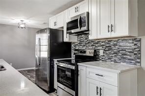 Building Photo - 331 Merribrook Trail