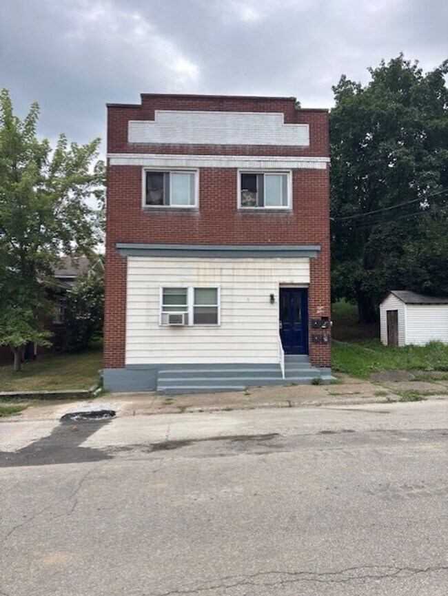Building Photo - 812 Indiana Ave
