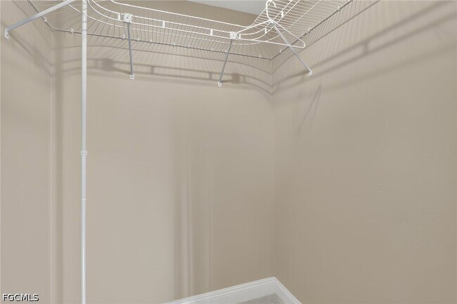 Building Photo - 8336 Charter Club Cir