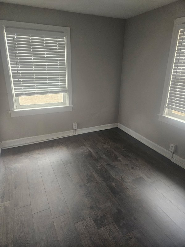 Building Photo - 1714 E 14th St