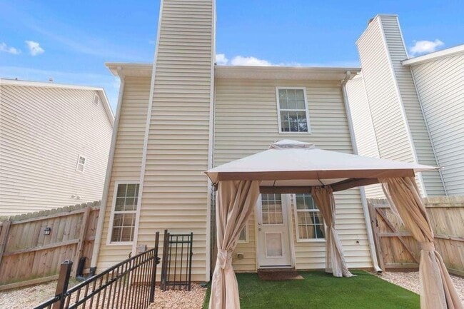 Building Photo - 420 Thistle Cove