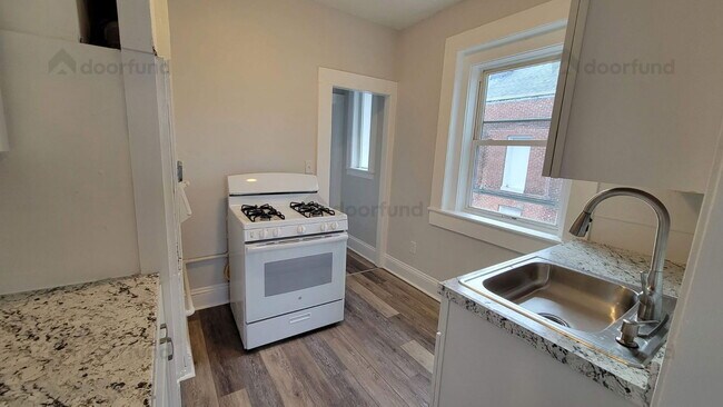 Building Photo - 3A  Clement St