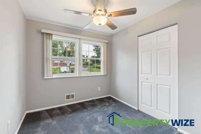 Building Photo - 9022 Samoset Rd