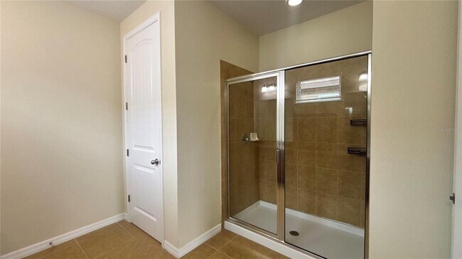 Building Photo - 13833 Bridgewater Crossings Blvd