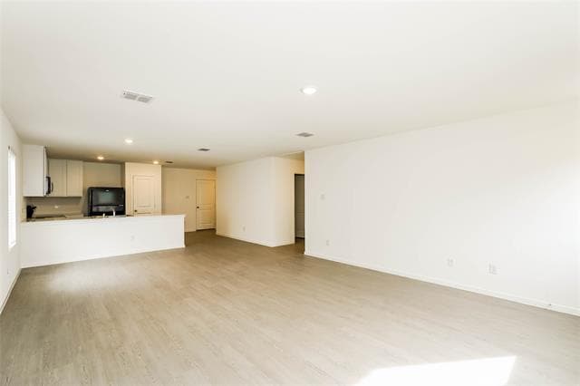 Building Photo - 1109 Tufted Dr