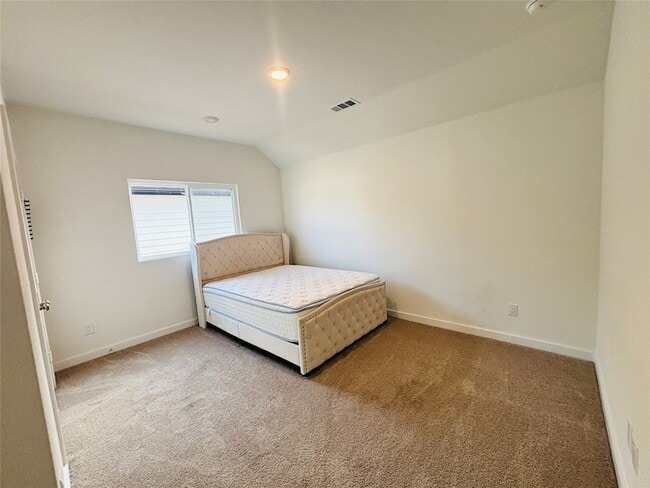 Building Photo - 4508 Hogan's Alley Dr