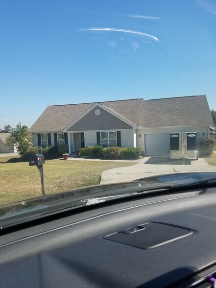 Building Photo - 11 Tiger Tank Ct