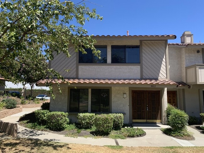 Primary Photo - 9802 Mammoth Dr